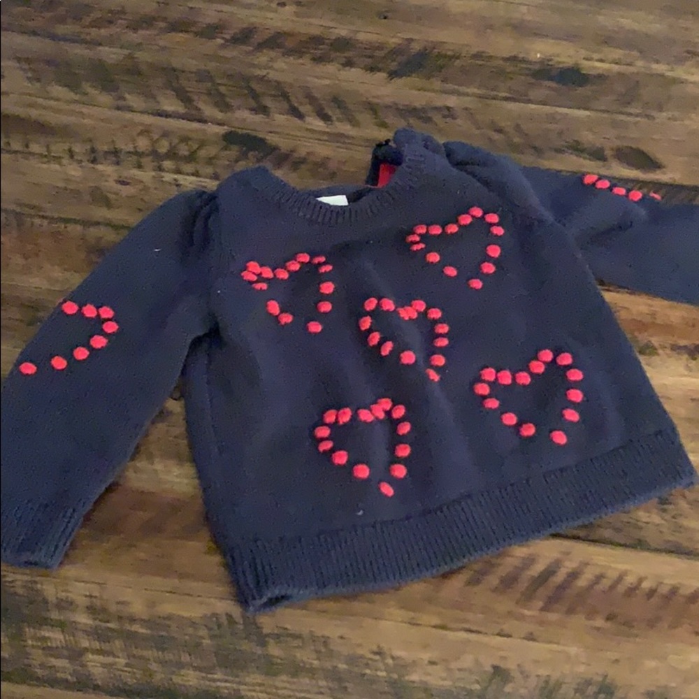6-12M Baby Gap Heart Sweater ❤️ Great for Valentine’s Day!